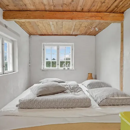 3 Bedroom Cozy In *