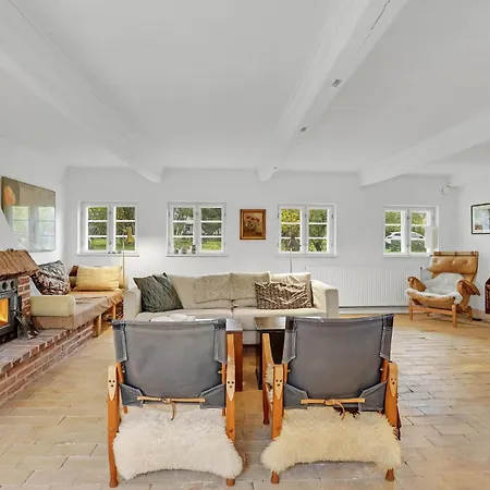 3 Bedroom Cozy In Дом отдыха Nysted