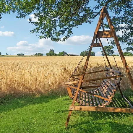Дом отдыха 3 Bedroom Cozy In
